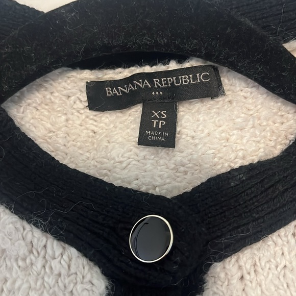 Banana Republic white and black cardigan - Picture 2 of 4